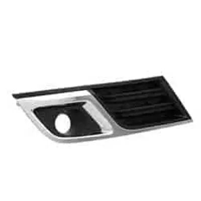 GM1039148 Front Bumper Insert Fog Light Bezel Passenger Side