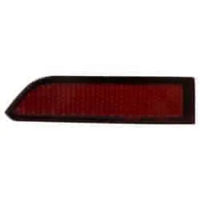 VW1184111C Driver Side Rear Bumper Cover Reflector
