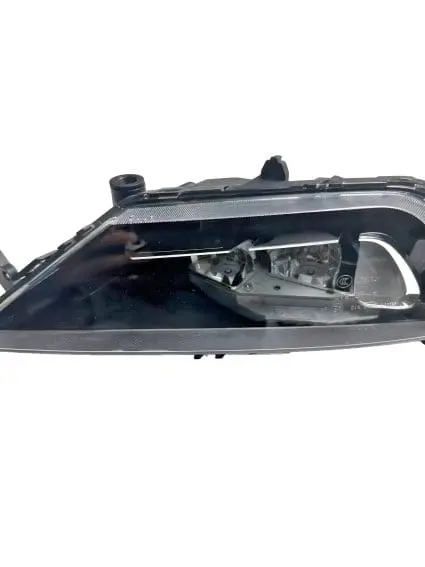 VO2593125 Front Light Fog Lamp Assembly Passenger Side