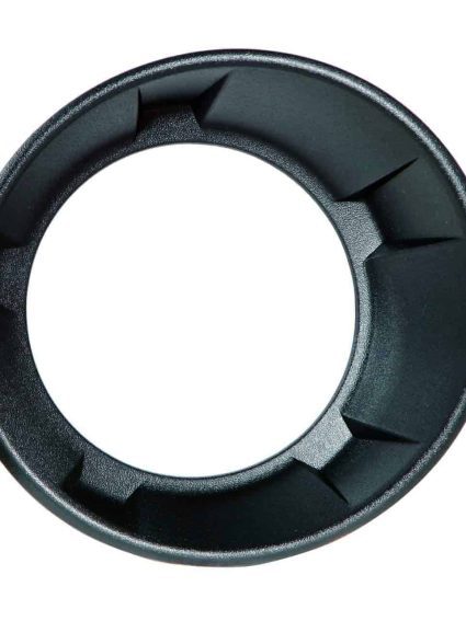 GM1039118 Front Bumper Insert Fog Light Bezel Passenger Side