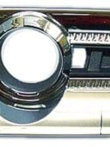 GM1039121 Front Bumper Insert Fog Light Bezel Passenger Side