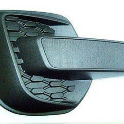 GM1039128 Front Bumper Insert Fog Light Cover Passenger Side