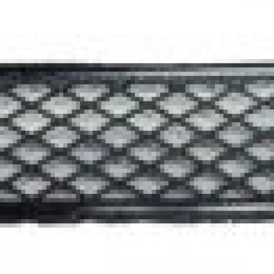 MB1036118 Grille Bumper