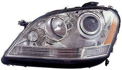 MB2502146C Front Light Headlight Lamp