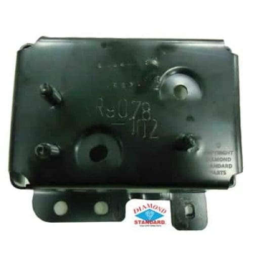 NI1167113DSC Rear Bumper Bracket