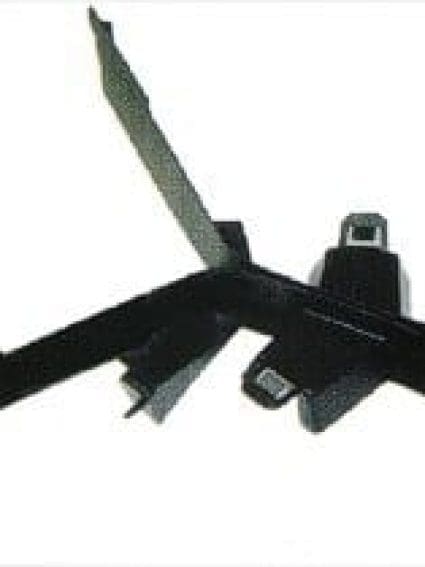 GM1088169C Front Bumper Filler Panel Driver Side