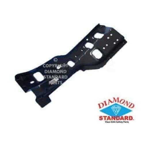 GM1066193C Front Bumper Bracket Mounting Driver Side