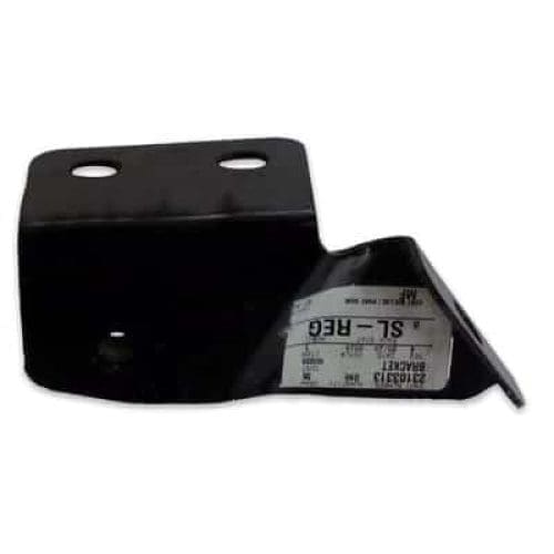 GM1063108DSC Front Bumper Bracket Mounting Passenger Side