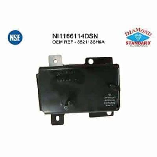 NI1166114C Rear Bumper Bracket