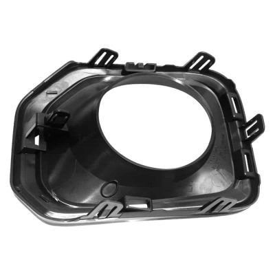TO1038187 Driver Side Fog Light Bezel