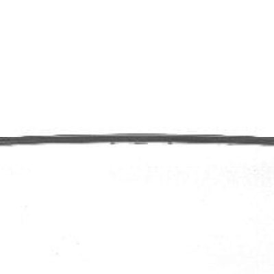 VW1044102C Front Bumper Fog Light Trim Panel