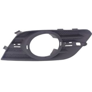 GM1039172 Front Bumper Insert Fog Light Bezel Passenger Side