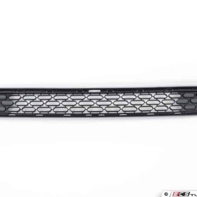 MC1036105 Grille Bumper MC1036105 Grille Bumper