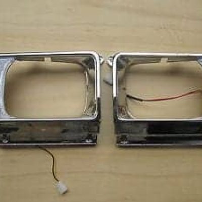 TYTY07023HJR Grille Headlight Door Passenger Side