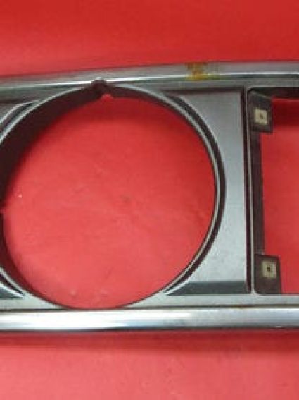 TYTY07028HBL Grille Headlight Door Driver Side