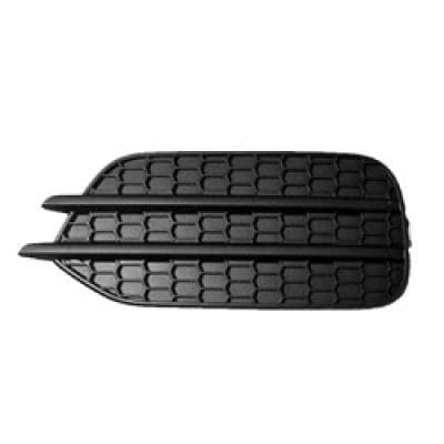 VW1038124 Driver Side Front Bumper Fog Light Cover