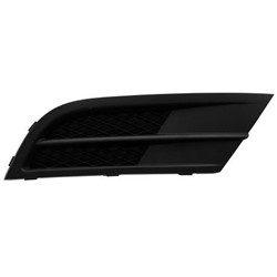 VW1039135C Passenger Side Front Bumper Fog Light Cover
