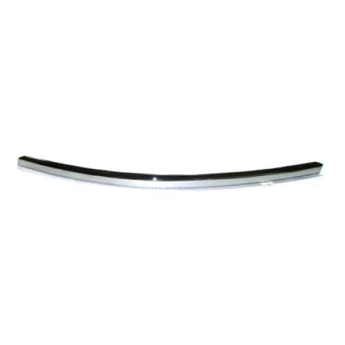 au1047101 Passenger Side Front Bumper Cover Molding