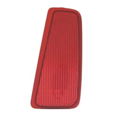 SU1185102C Passenger Side Reflector Bumper