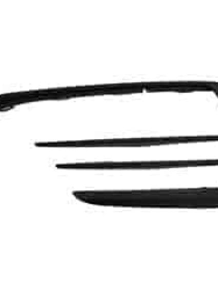 VW1039163 Passenger Side Front Bumper Fog Light Bezel