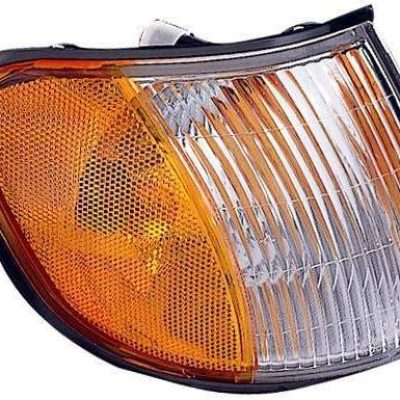 KI2521104 Passenger Side Park Lamp Assembly