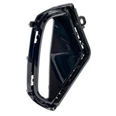 TO1039254 Passenger Side Fog Light Bezel