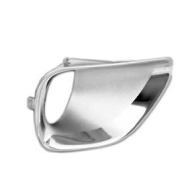 CH1039146 Front Bumper Insert Fog Light Bezel Passenger Side